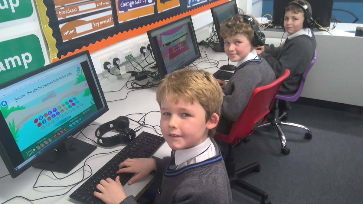 Year 3 are hard at work practising some touch typing this morning!  #HazlegroveYear3 #HazlegroveComputing