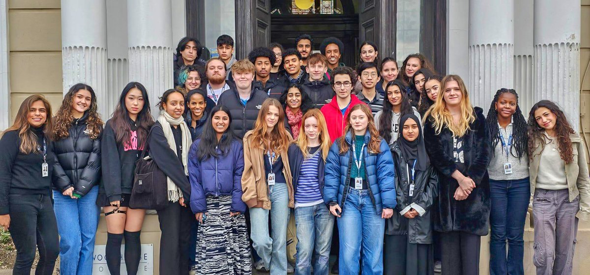 Oxbridge numbers through the roof! An incredible 43 of our students have been offered a place at Oxford or Cambridge. An unprecedented number from our already successful application support programme. Read more here.. 👉👉woodhouse.ac.uk/oxbridge-numbe… @UniofOxford @Cambridge_Uni