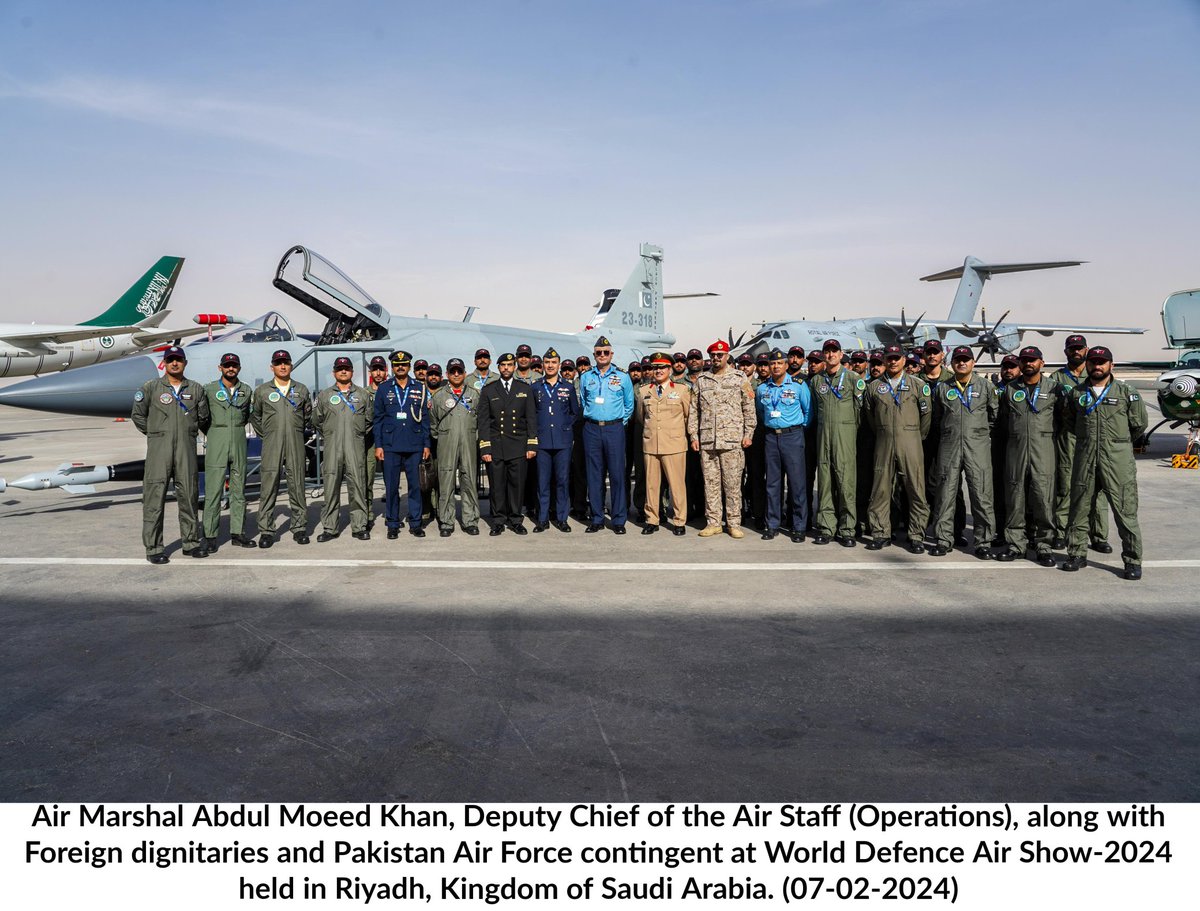 DGPR_PAF's tweet image. PAF'S JF-17 THUNDER BLOCK-III FIGHTER JET PARTICIPATES IN WORLD DEFENCE AIR SHOW-2024

07 February, 2024: Pakistan Air Force is poised for a resounding participation at the World Defence Air Show-2024, featuring its highly advanced JF-17 Thunder Block-III fighter jets. Equipped…