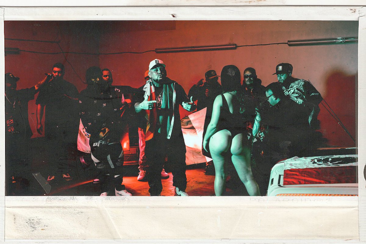 CACHO1NONLY's tweet photo. BTS - Mexas Video Shoot 

https://t.co/1Uy7cZ2lOu https://t.co/m7UXkYVFoP