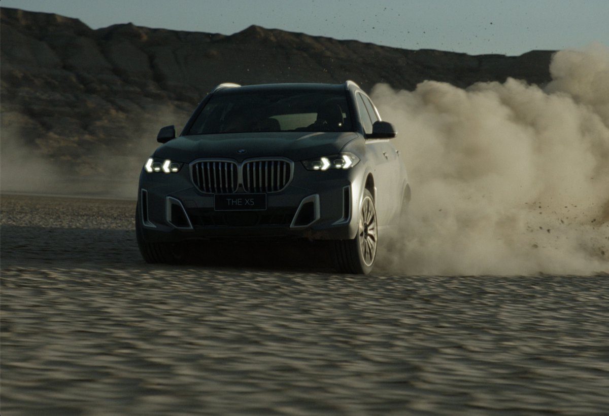 TailormadeCmpny's tweet photo. 🎬 Director's Cut Unveiled 🎬
We're thrilled to present the director's cut of our VFX showcase for the BMW X5 G18's grand entrance into the Chinese market. 🚗✨

Discover more https://t.co/WZIICcHX3I https://t.co/8IkclTuToB