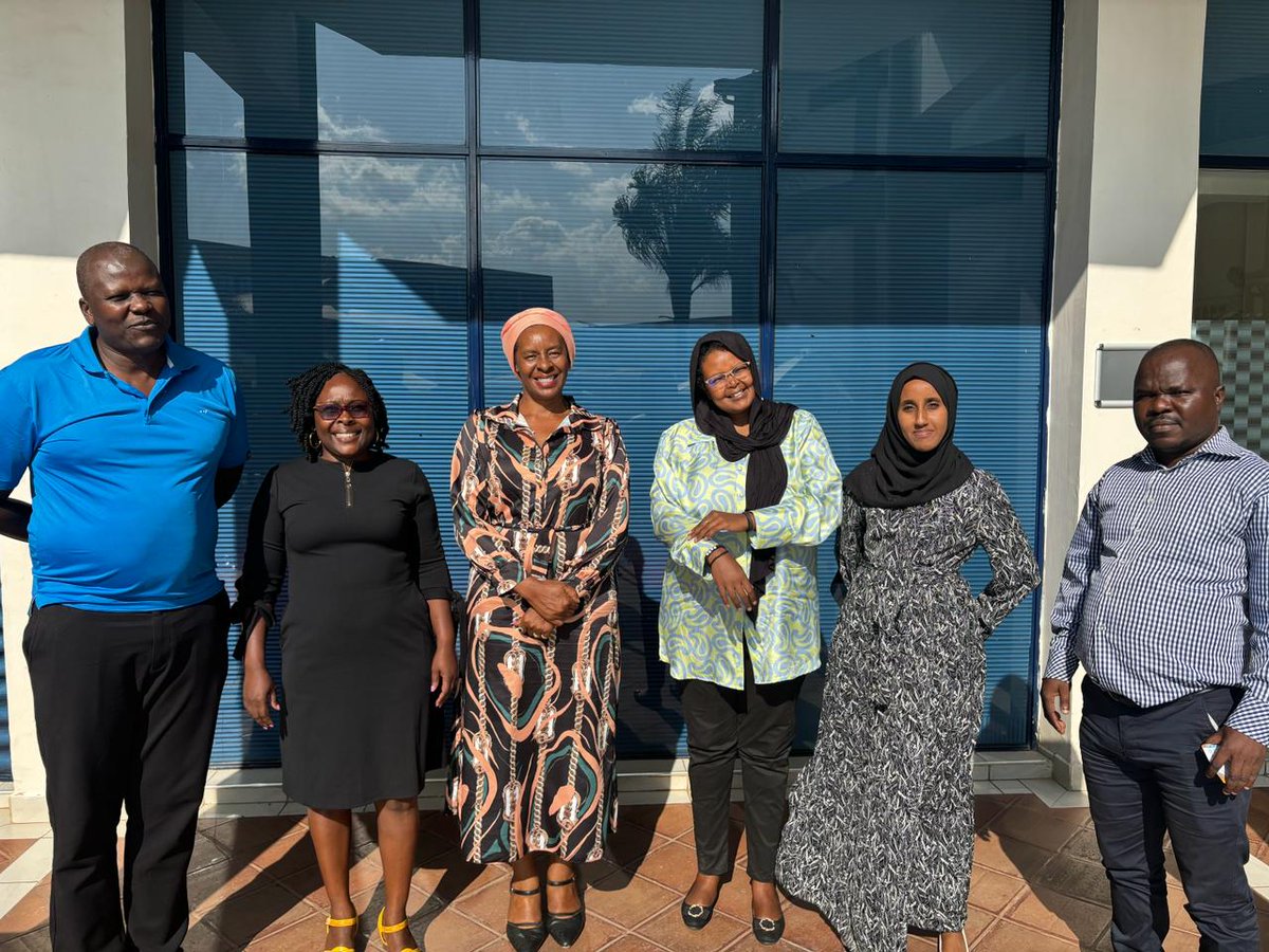 CSONetwork (@csonetwork) on Twitter photo Grateful for an impactful engagement with the Director of Budgets, Gender, and Partnership <a href="/HomaBayCountyKE/">𝐇𝐨𝐦𝐚 𝐁𝐚𝐲 𝐂𝐨𝐮𝐧𝐭𝐲</a>, focusing on strengthening access to justice for survivors of GBV. Looking forward to our next meeting for continued collaboration in advancing this crucial cause. #GBV Grateful for an impactful engagement with the Director of Budgets, Gender, and Partnership <a href="/HomaBayCountyKE/">𝐇𝐨𝐦𝐚 𝐁𝐚𝐲 𝐂𝐨𝐮𝐧𝐭𝐲</a>, focusing on strengthening access to justice for survivors of GBV. Looking forward to our next meeting for continued collaboration in advancing this crucial cause. #GBV