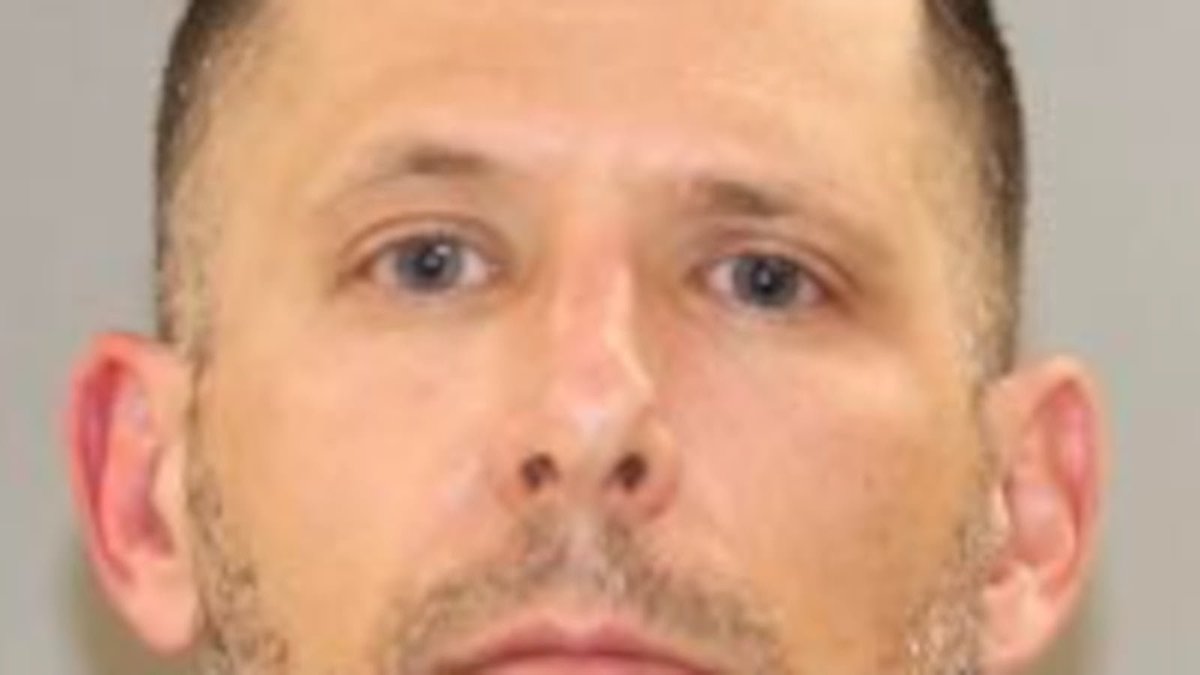 FirstThemNEWS's tweet photo. 🚨‼️NOTICE A PATTERN ?
Jacob Stalter, age 43, arrested. He is accused of being in communication with a child under 14 years old. He is charged with indecent solicitation of a child, traveling to meet a child and possession of meth.
#FirstThem👉🏾 #ExposeGroomers👀 #MeTooTwitter🙋🏽‍♀️ https://t.co/uQub2WiuGV