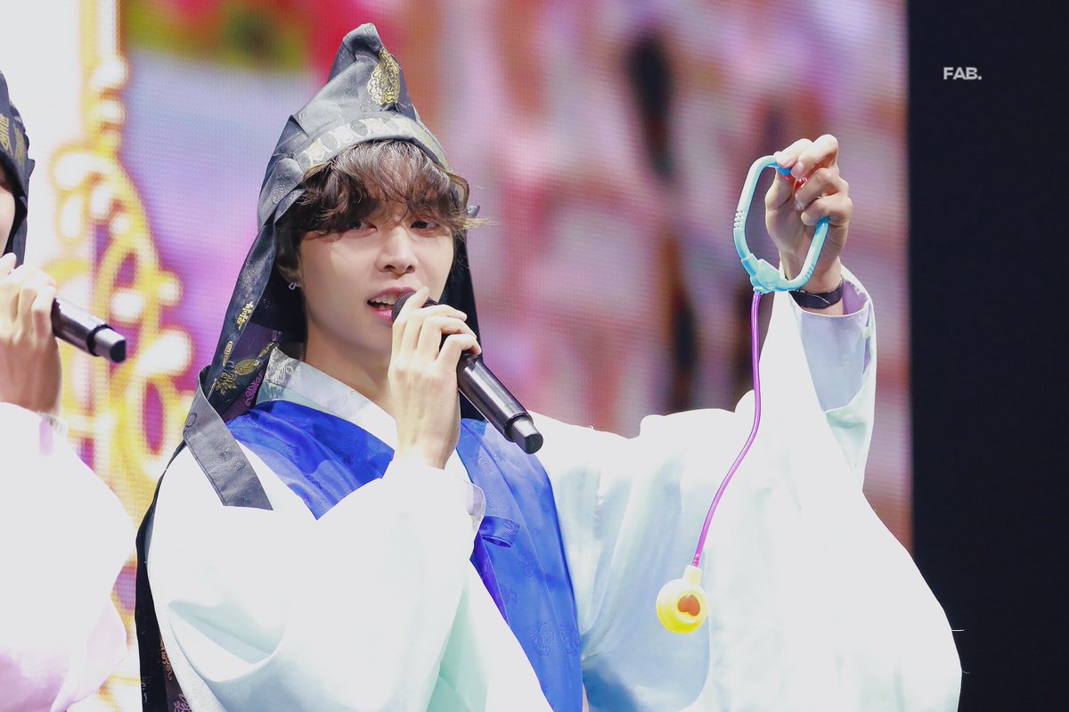 240207 B-day Party

🩺

#쟈니 #JOHNNY 
#NCT127 #NCT