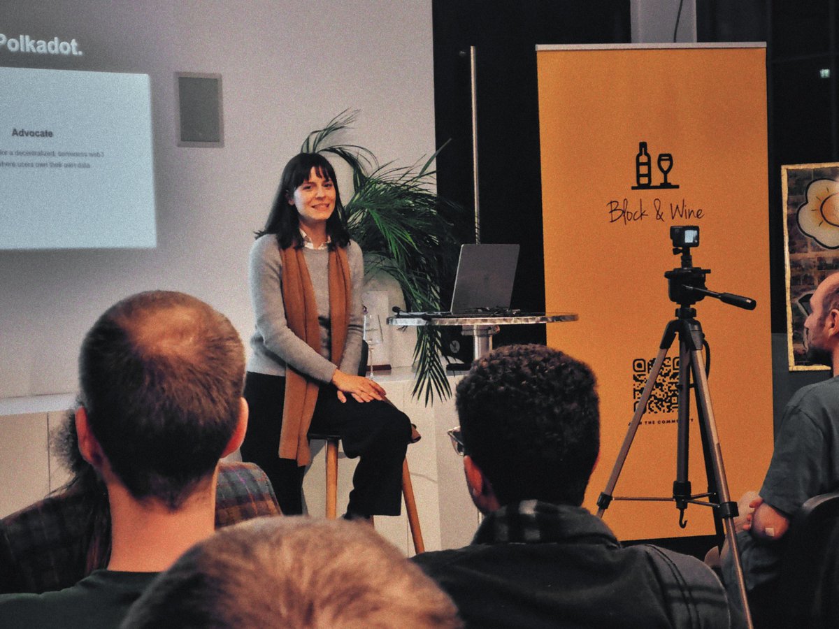 Crypto and the SEC: "Everything is political" — <a href="/nathalie_aryana/">Nathalie Boyke</a>. Totally agree 😂 <a href="/blockandwine/">Block & Wine</a>