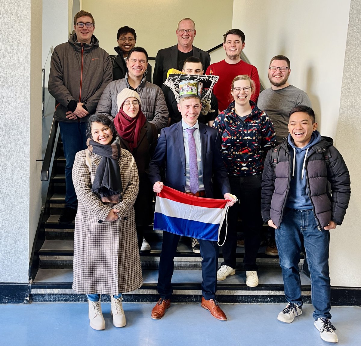 Hartelijk gefeliciteerd! Congratulation on your PhD, Robert Kleijnen! Topic: NeuCoNs and Stacked-Net: Facilitating the Communication for Accelerated Neuroscientific Simulations - @unidue (Fachgebiet NTS) We wish you all the best for your future career. We zullen je erg missen!