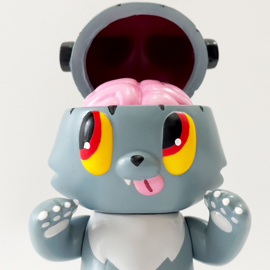 みんみん/bite morph on X