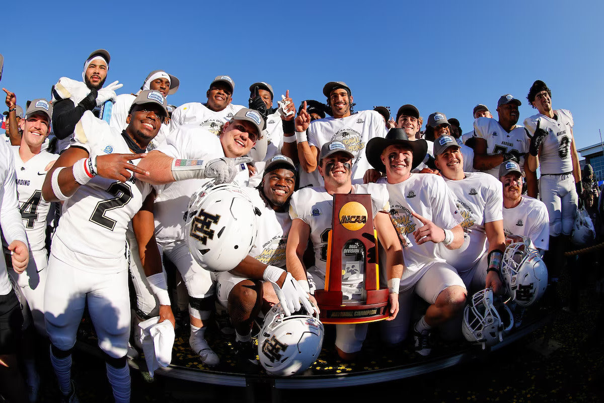Kyle Sutherland (@k_sutherlandar) on Twitter photo 11 Arkansas prep football players will sign with defending Division II National Champion <a href="/Harding_FB/">Harding Football</a> today.
Included are 2023 stats as well as what position they will be playing at the next level. #NationalSigningSay #D2FB
🔗 tinyurl.com/3ysz2x77 11 Arkansas prep football players will sign with defending Division II National Champion <a href="/Harding_FB/">Harding Football</a> today.
Included are 2023 stats as well as what position they will be playing at the next level. #NationalSigningSay #D2FB
🔗 tinyurl.com/3ysz2x77