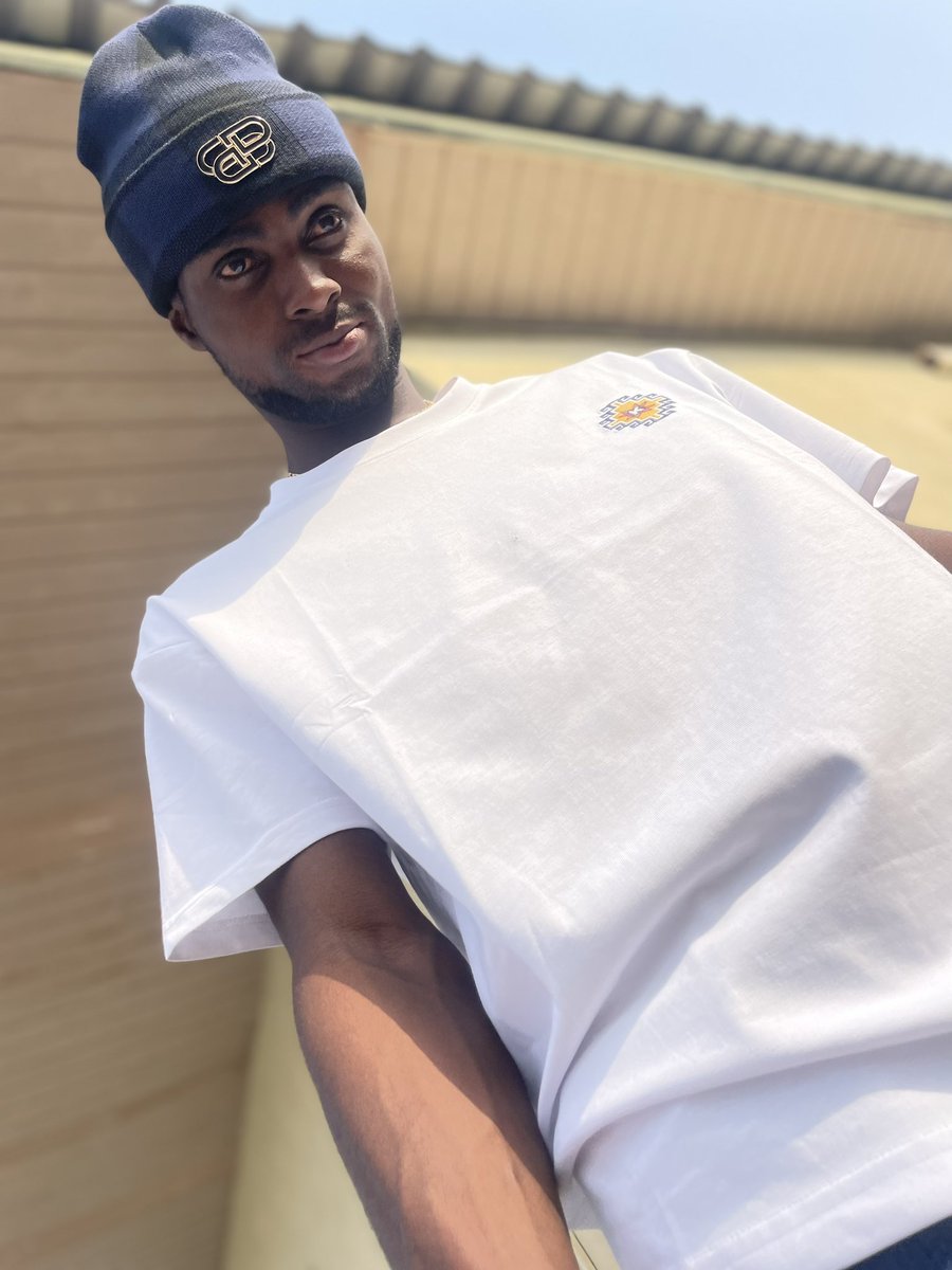 sweetademma's tweet photo. Imma workin’ very hard on #ThaChapterzAlbum… stay up, we shine ✨ 💰 https://t.co/VsII0pweMw