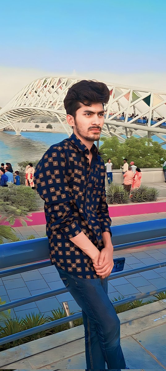 soyab7official's tweet image. #soyab #soyabakhtar  #soyab7sss  
उठ रहा था जनाजा मेरा🫀 तकलीफ़ हो रही थी उसे आने में  (बेबफ़ा)..💔..घर में बैठी बैठी पूछ रही थी. और कितनी देर लगेंगे दफनाने में😢