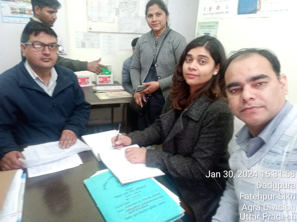 ब्लॉक फतेहपुर सीकरी में टीबी मुक्त पंचायत के सत्यापन के लिए डॉ.संघ मित्रा &amp; डा•आशीष एसटीएस सीमा एडीओ पंचायत जी द्वारा विजिट।
<a href="/TbDivision/">Central TB Division | #TBMuktBharat</a>
<a href="/ddgtb2017/">DDG - TB | #TBMuktBharat</a>
<a href="/TBHDJ/">TB Harega Desh Jeetega</a>
<a href="/ntep_UP/">TB Mukt Bharat- Uttar Pradesh</a>
<a href="/nishantjeph/">Dr Nishant Kumar</a>
<a href="/dmmathura7512/">DM Mathura</a>
<a href="/ZIAFATIMA16/">ZIA FATIMA</a> 
<a href="/AnandBrc/">Anand Tiwari Brc</a>
<a href="/StdcUp/">stdc.up.agra</a> 
<a href="/NiharSays/">Nihar Sharma</a> 
<a href="/MundonaFdn/">Mundona Rural Development Foundation</a>