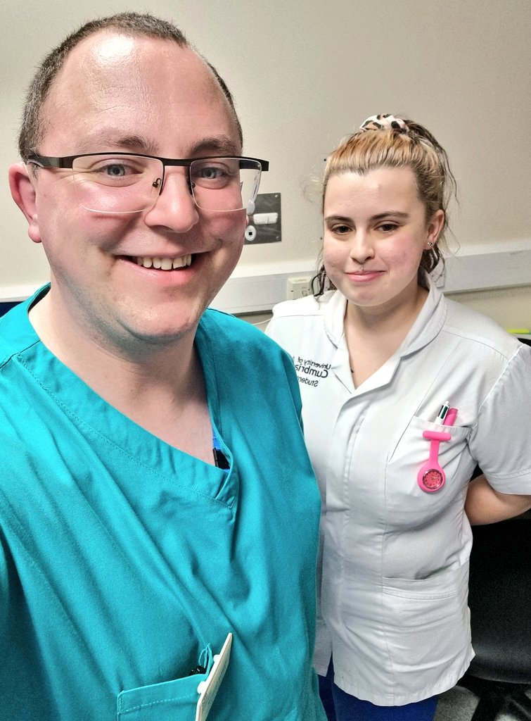 Last Wednesday and Thursday night shifts were accompanied by @Lauralo11627771, a Year 3 @CumbriaUni @UocNursing Student. There was lots of activity with a wide variety of patients, and she practised and developed her clinical skills 🩸💉📟  #StudentNurse