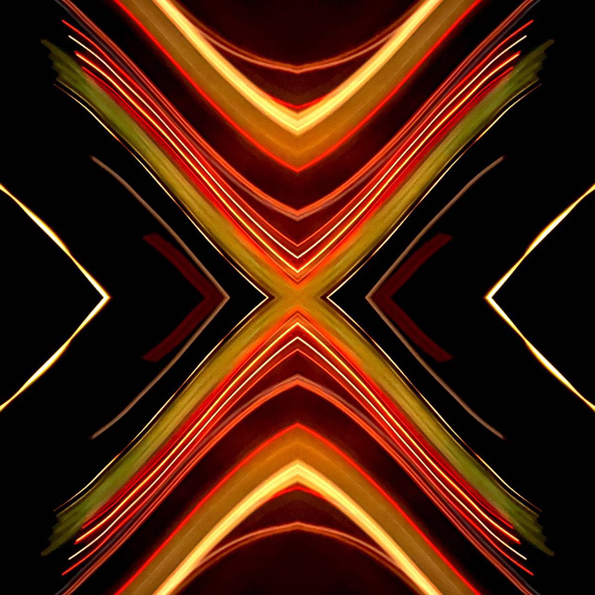 EhsanTography's tweet image. #XCollection : Illuminating the Abstract Beauty of Urban Moments, where each image becomes a symphony of emotions, forging connections in the tapestry of infinite stories and urban dreams.
