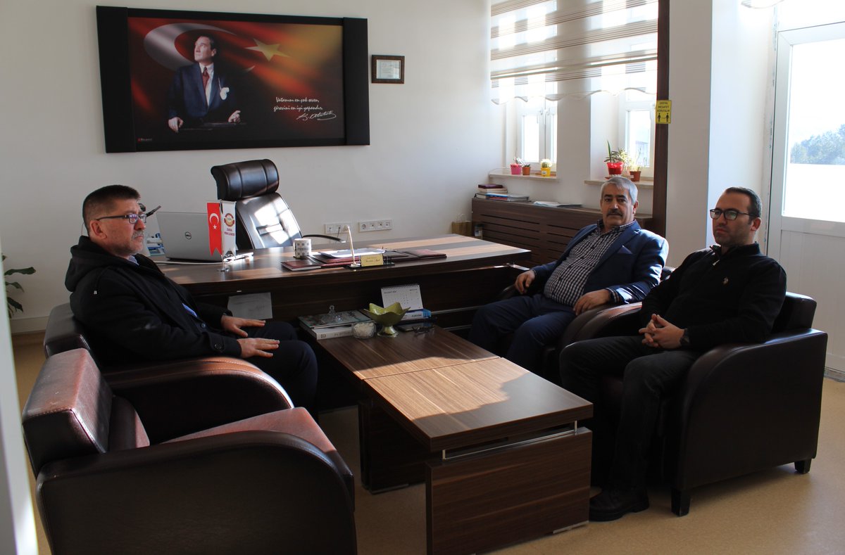 zaramem58's tweet photo. İlçe Milli Eğitim Müdürümüz Sn. @AlaeddinCkmkts ve Şube Müdürümüz Sn. @GeyikMuzaffer @ZaraMHSFenLise’nde incelemelerde bulundular.  PİGEP kapsamında pansiyonlarda yapılan çalışmaları incelediler.
@ZaraKaymakamlik 
@sivasmem
@sivasvaliligi
@valisimsek
@tcmeb 
@Sivas_HEDEF https://t.co/X1uuexSZO0