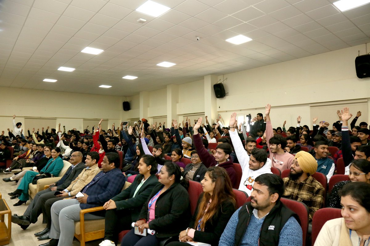 GnaUniversity's tweet photo. GNA University School of Design & Mass Communication proudly organized a motivational session on "How to Succeed in a Changing World"by Mr. Simarjeet Singh, a renowned International & Motivational speaker and three-time TEDx speaker.
#GNAUniversity #MotivationSession https://t.co/DJ0wJnSRNZ