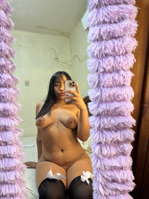 Aly✨’s pics and videos