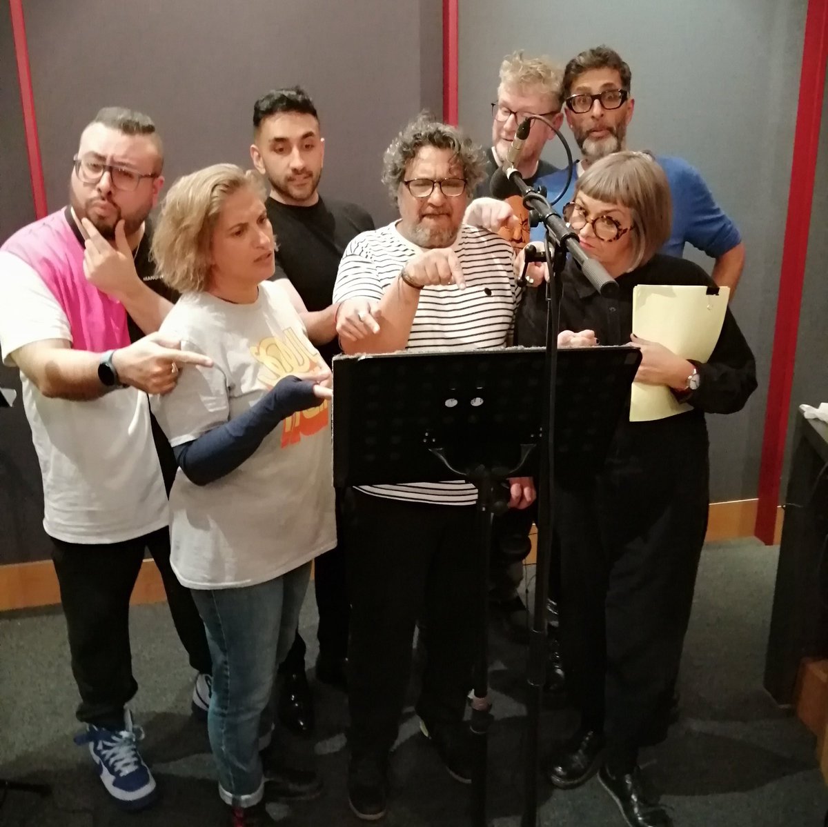 gusman's tweet photo. We've had a brilliant 1st week back recording the new series of @fagsmagsandbags &amp; Goodness Gracious Me we've got Kulvinder Ghir in the FMB front shop! What a way to kick off the new run!! 🤩 https://t.co/q0voQ9h2H9