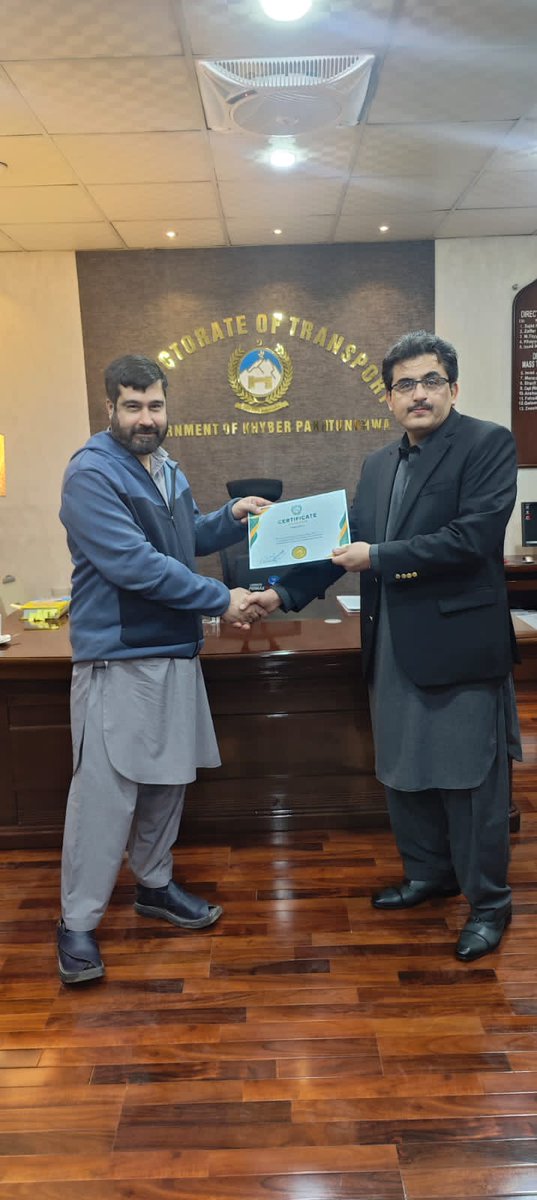 Special Assistant to CM Zafarullah visited Directorate Of Transport &amp; Mass Transit Khyber Pakhtunkhwa 
On the occasion, Director Transport Mr. Zeshan Abdullah distributed certificates to staff of Directorate for their selfless services on direction of Caretaker Special Minister.