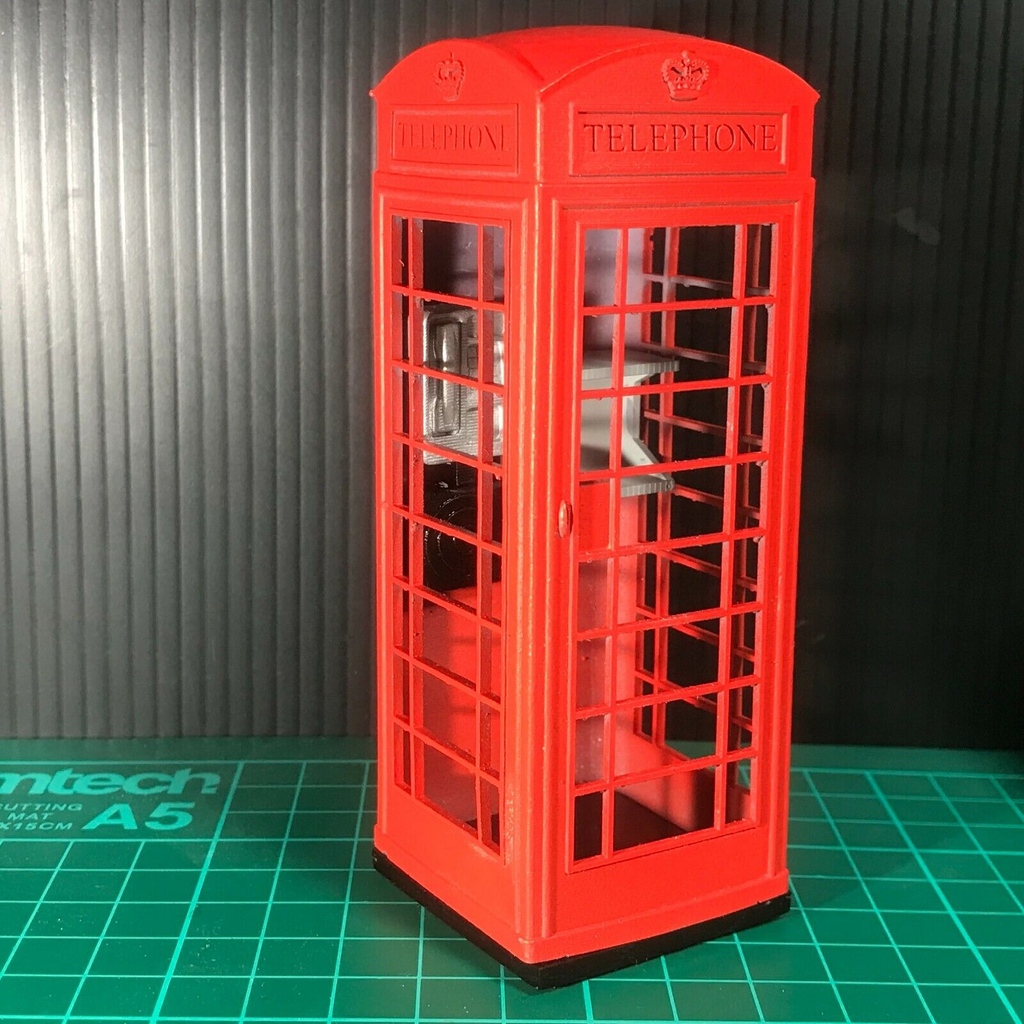 NRailworks's tweet photo. Iconic BT Telephone box K6 version.  Shown painted for reference, it comes unpainted. The figure shown waiting to make a call is shown for size reference and NOT included. Perfect for GN15 enthusiasts! 
Get one at https://t.co/vI5o7JEFv1 #GN15 #narrowgauge https://t.co/zB0kDzTVUU