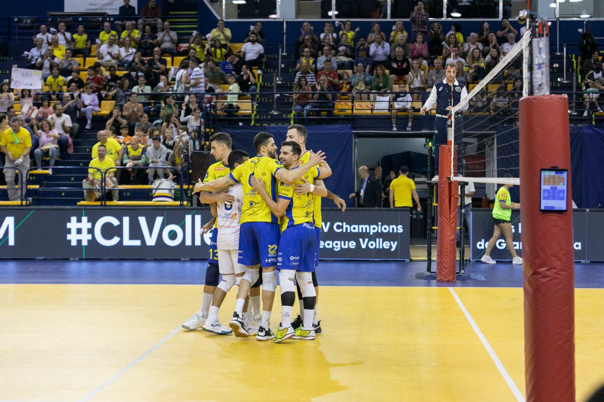 🔴 MIÉRCOLES DE #CLVolleyM >> <a href="/cvguaguas/">Club Voleibol Guaguas Las Palmas de Gran Canaria</a> quiere colocarse entre los ocho mejores equipos de Europa💪🏽

Para sentenciar su pase a CUARTOS DE FINAL, el equipo grancanario vuelve a enfrentarse a VK Lvi Praha en territorio checo ✈️

🕢 19:30 (18:30 HIC 🇮🇨)
📹 Síguelo por <a href="/LaLigaPlus/">LALIGA+</a>