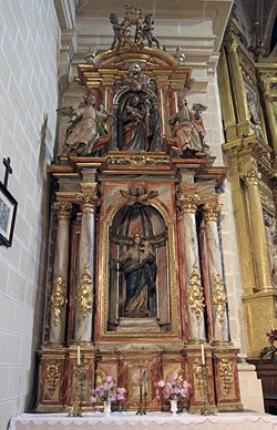 PatrimonioAlava's tweet photo. #UllibarriGanboa. Los retablos laterales de la iglesia de #SanAndrés son #barrocos aunque con elementos #neoclásicos y #rococós. #Álava
Foto: Ayto. Arratzua-Ubarrundia https://t.co/agFcUGYw2S