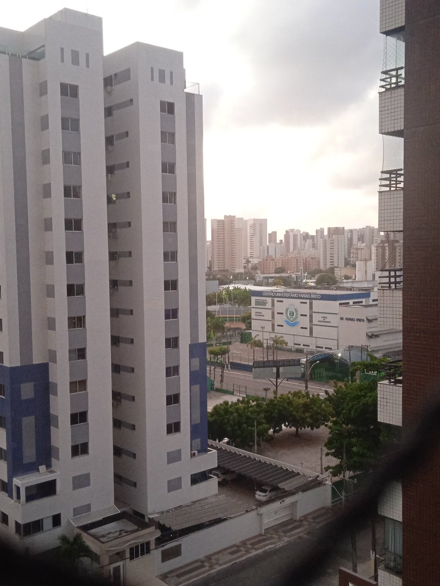 IntegralFDX's tweet image. Tem gente pra SE FODENDO de trabalhar desde cedo pra garantir q seu dia funcione, ent se posso passar alguma mensagem pra vocês é: Seja gentil!!!!!!. C não sabe o quanto de merda aquela pessoa já teve q aguentar até aquela altura do campeonato 👍