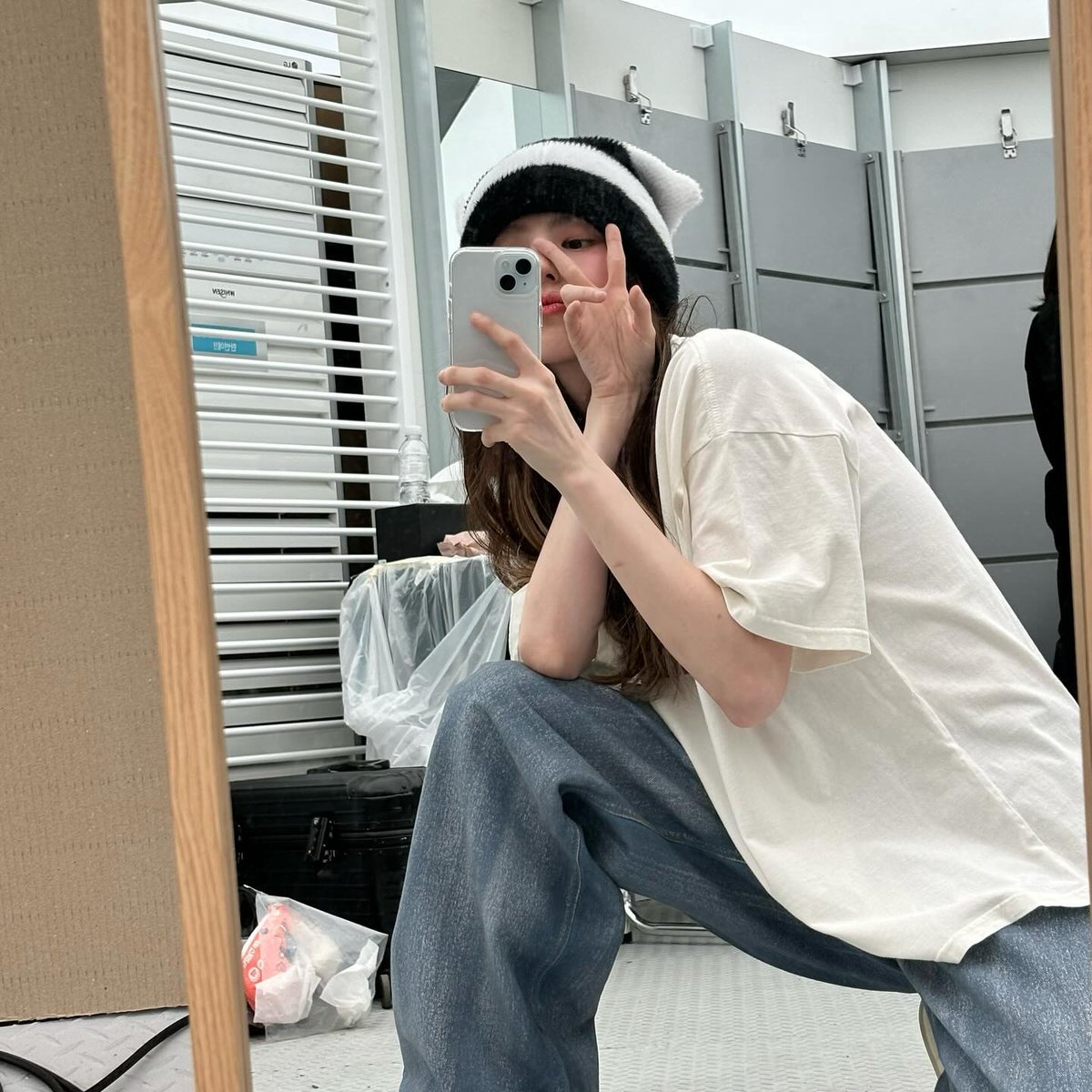 hansoheeglobal's tweet photo. Han Sohee instagram update 

🥹

#HanSohee #한소희 https://t.co/EPttRzG2QM