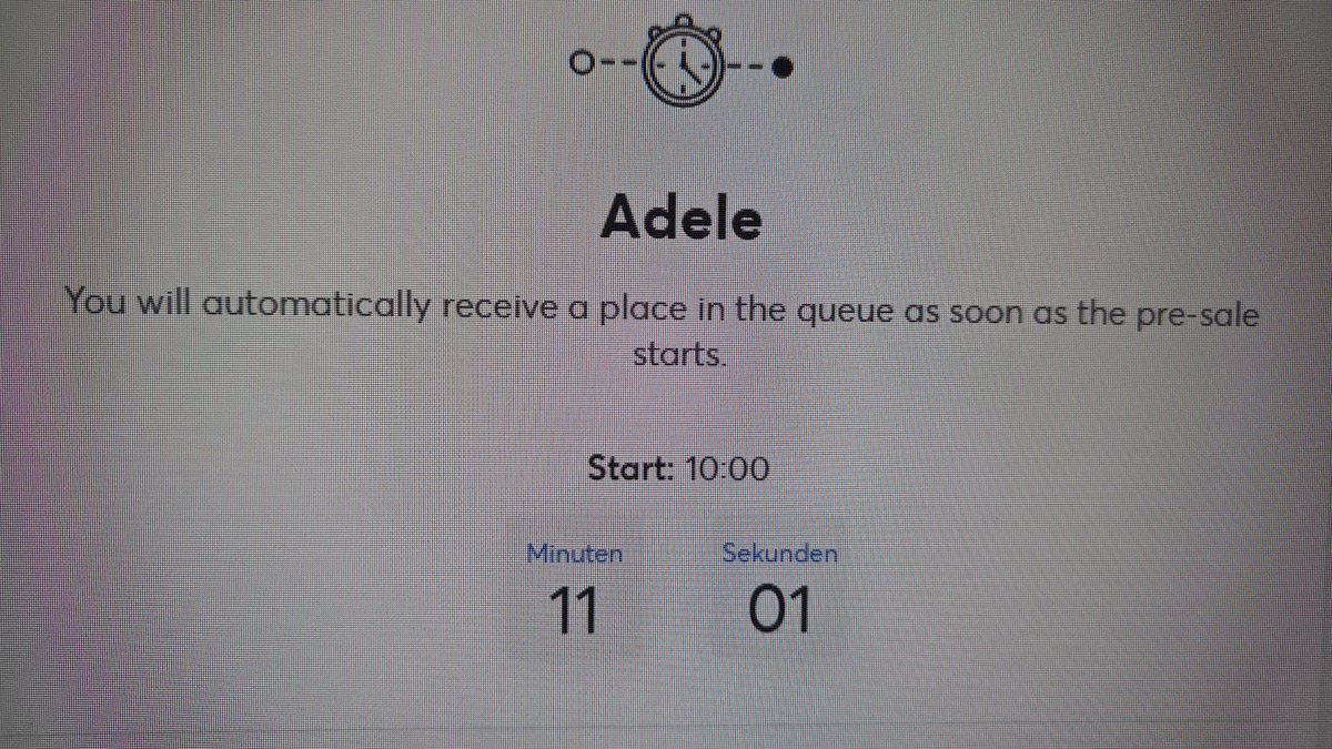 enrykikin's tweet photo. This waiting it's lovely but scary too #adele #pressale #Munich #MunichMesse 

#Mexicans say Hello👋🏼 https://t.co/IbiIuzsYgv