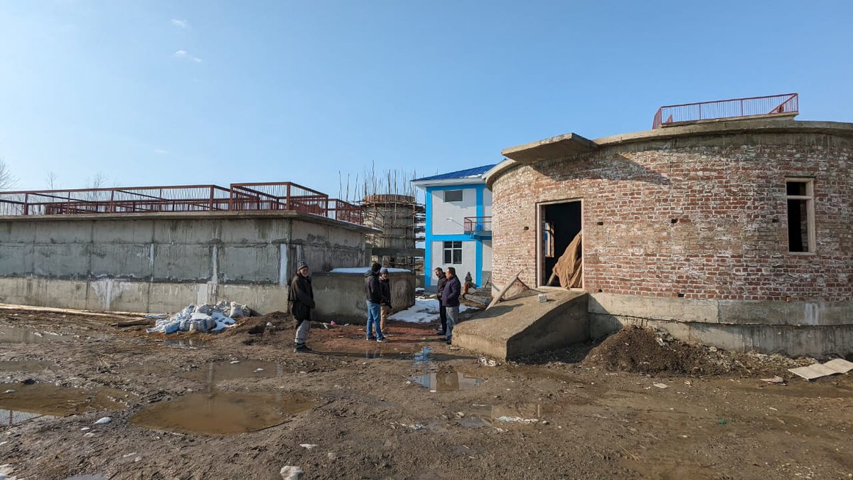 JJM_JK_BPR's tweet photo. Site inspection of " WSS Shri Hari Karan Gund" by DPM Unit Bandipora. The Scheme is near completion and shall be commissioned soon.
#portablewater
@JJM_JK @dcbandipora @AddcBandipora @dicbandipora https://t.co/H1qax7D63M