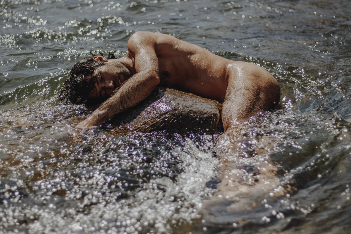 QueerVisuals's tweet photo. New cover photo: @spirit_of_eros https://t.co/nS5IeDf26R