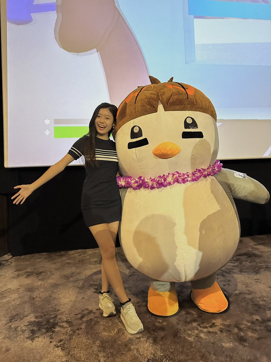 Amber_Leong's tweet photo. Shoutout to the incredible Pudgy and Web3 community! 🐧✨ 

Witnessing this Pudgy milestone has been nothing short of amazing. Here's to many more milestones to come! 🚀

TQ @uefn_fun &amp; @pudgypenguins https://t.co/0VZXNvR1Te