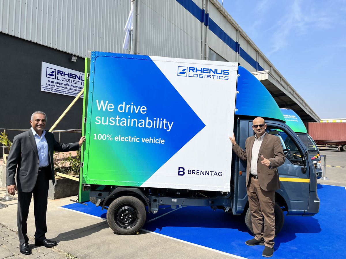 Brenntag in India, together with our warehouse and logistics provider, Rhenus Logistics, unveils the first Electric Vehicle (EV) to not only deliver goods to our customers in the Bhiwandi area near Mumbai; but also deliver our responsibility to care for our planet. #EV #Truck