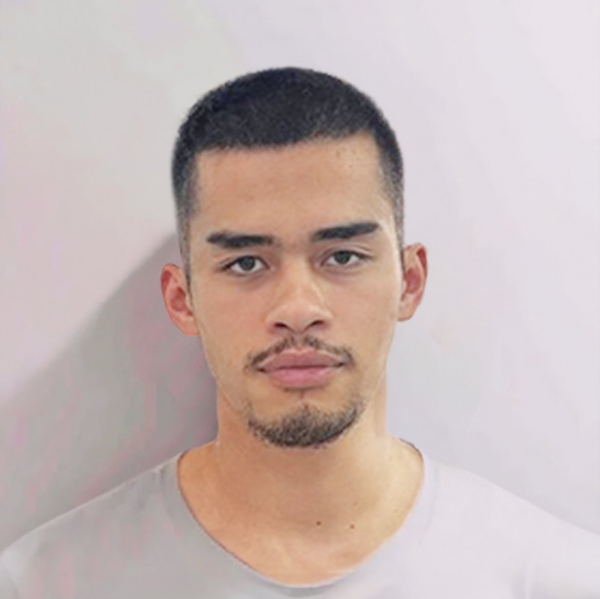 Sneak0o's tweet photo. Sneako arrested for gun possession in LA https://t.co/UfsAdYVdIA