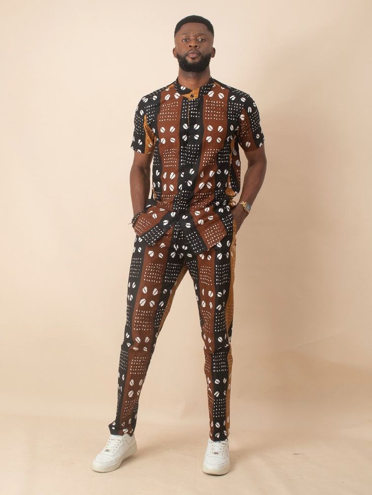 seamless_wears's tweet photo. African print speaks volumes in every fine detail.🌍✨ 
#culturalelegance #fashionforward #freedelivery #foryou #LISA #GRAMMYs #TokyoTSTheErasTour #wednesdaythought https://t.co/SpAPGpQF7U