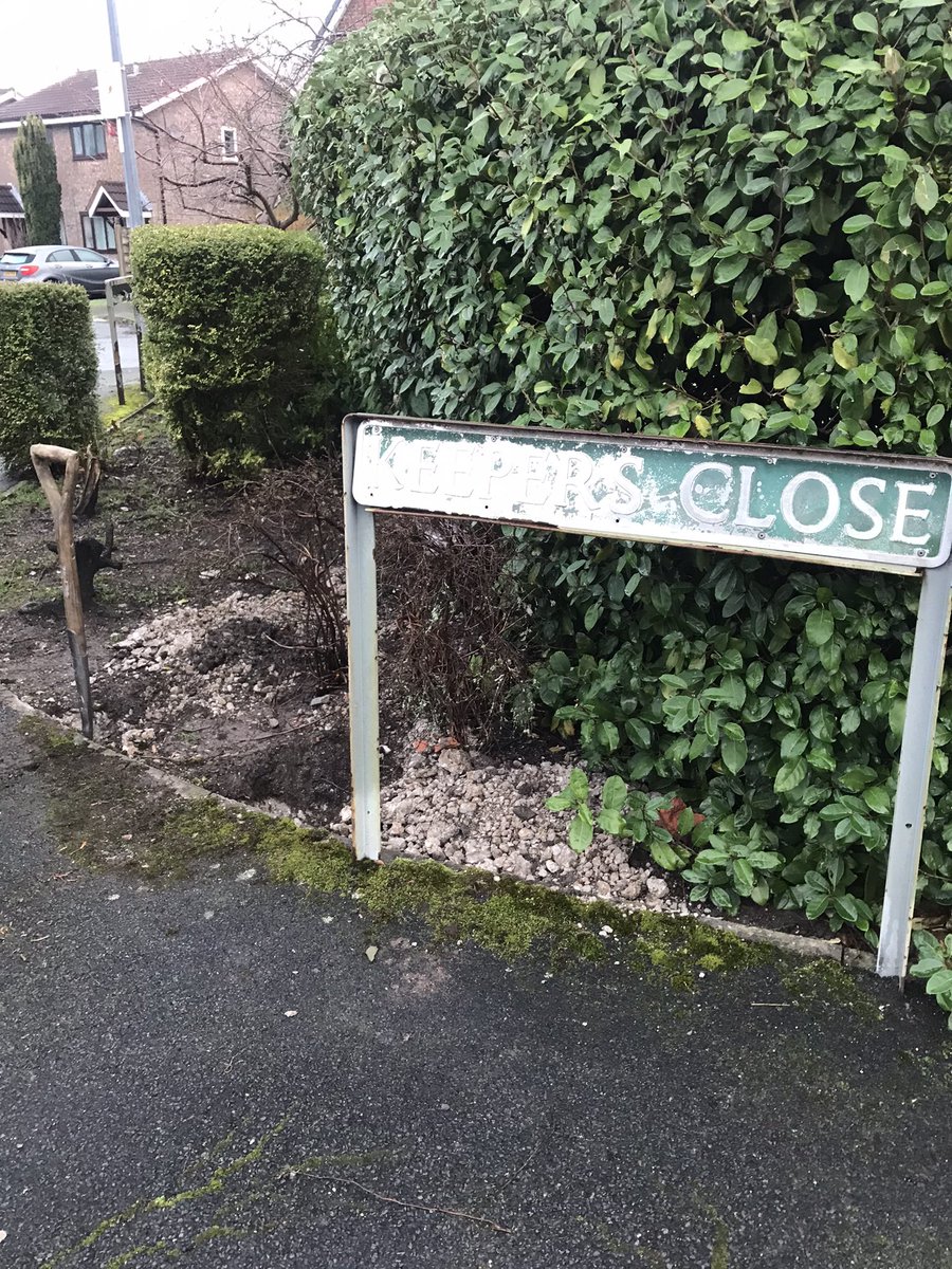 Knutsford Town Ranger tweet media