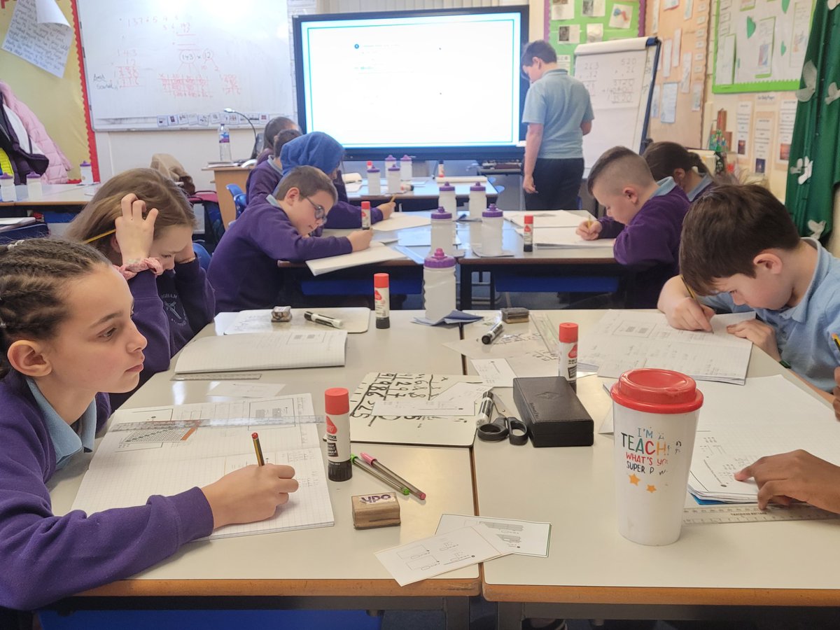 StYear33189's tweet photo. Long multiplication is never easy, but look how well we're doing! 
#Alimaths https://t.co/B2M9EfXkjQ