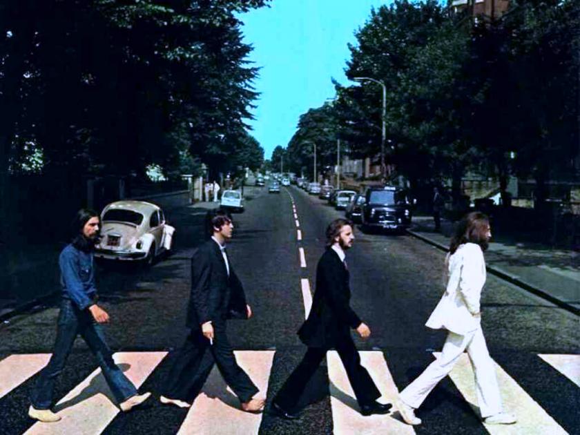 PeacefulMusic__'s tweet photo. ¿Sabías todas estas curiosidades sobre la foto más famosa de The Beatles? 👨🏽👨🏻👨🏻🧒🏻
1. Ese 8 de agosto de 1969, la sesión de fotos duró 10 minutos.

2. Un policía se tomó la molestia de parar el tráfico mientras The Beatlescruzaban la calle.

#TheBeatles #AbbeyRoad #Beatles https://t.co/L6fGh3LJCG