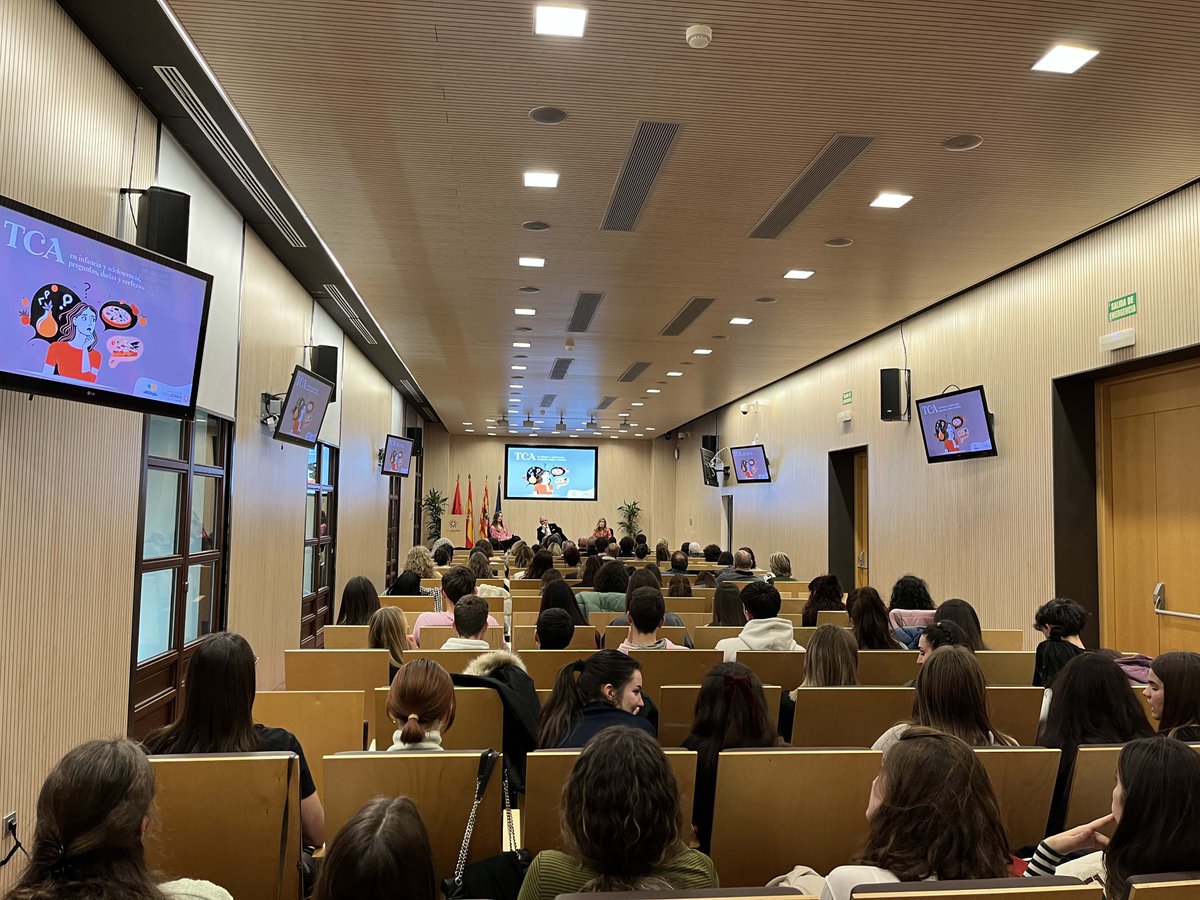 Universidad San Jorge tweet media