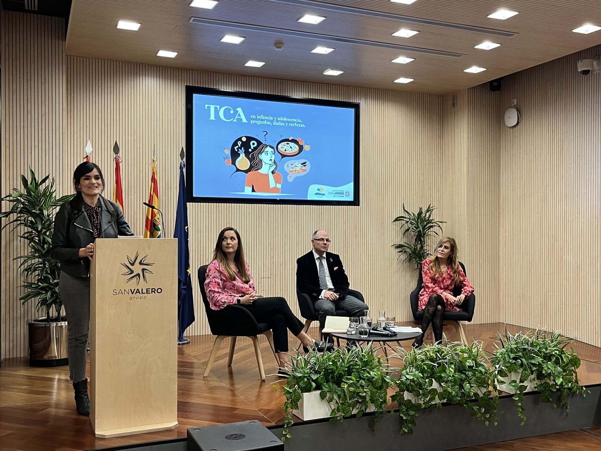 Universidad San Jorge tweet media