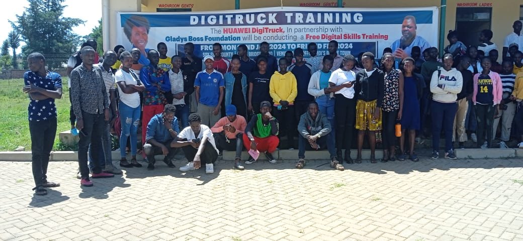 Following the completion of their training sponsored by the Gladys Boss Foundation and Huawei, the first group of Digitruck trainees from Turbo and Soy sub-counties had the opportunity to participate in the Ajira Digital Training program under the Ministry of ICT at Moi's Bridge.