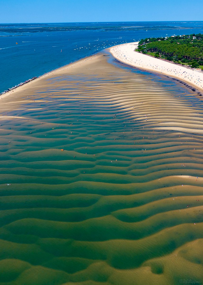 Retrouvez sur mon profil Instagram une série de photo aérienne de la magnifique plage Pereire du Bassin d'Arcachon ! Année 2023 - #bassin_arcachon #plagepereire #villearcachon #gironde #sudouest #photoaerienne #clementphilippon
.
Lien : instagram.com/clementphilipp…