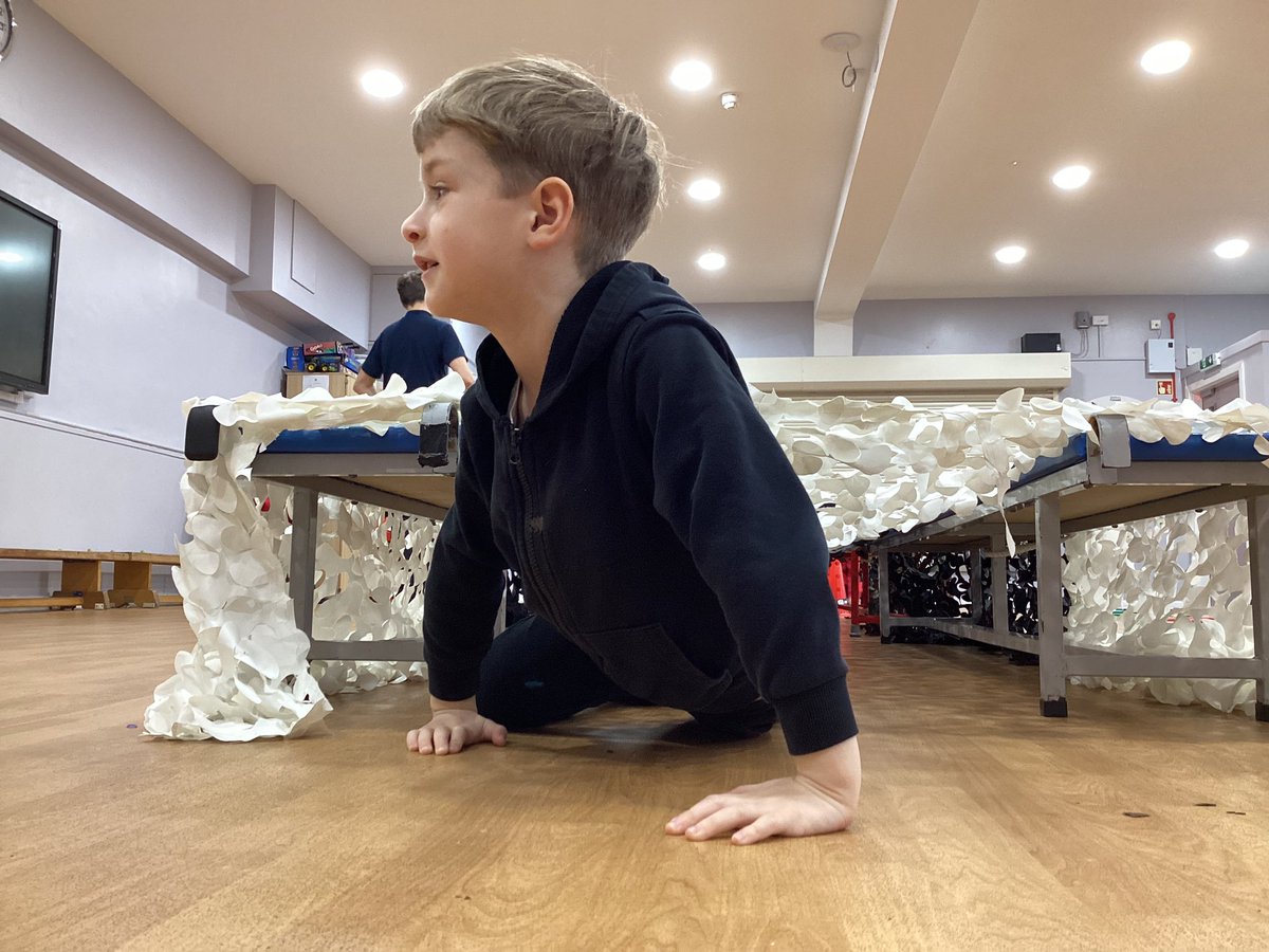 HorwichParishCE's tweet photo. 1H are having fun with Commando Joe this morning #hpy1 @CommandoJoes https://t.co/bsMpTpP9MJ