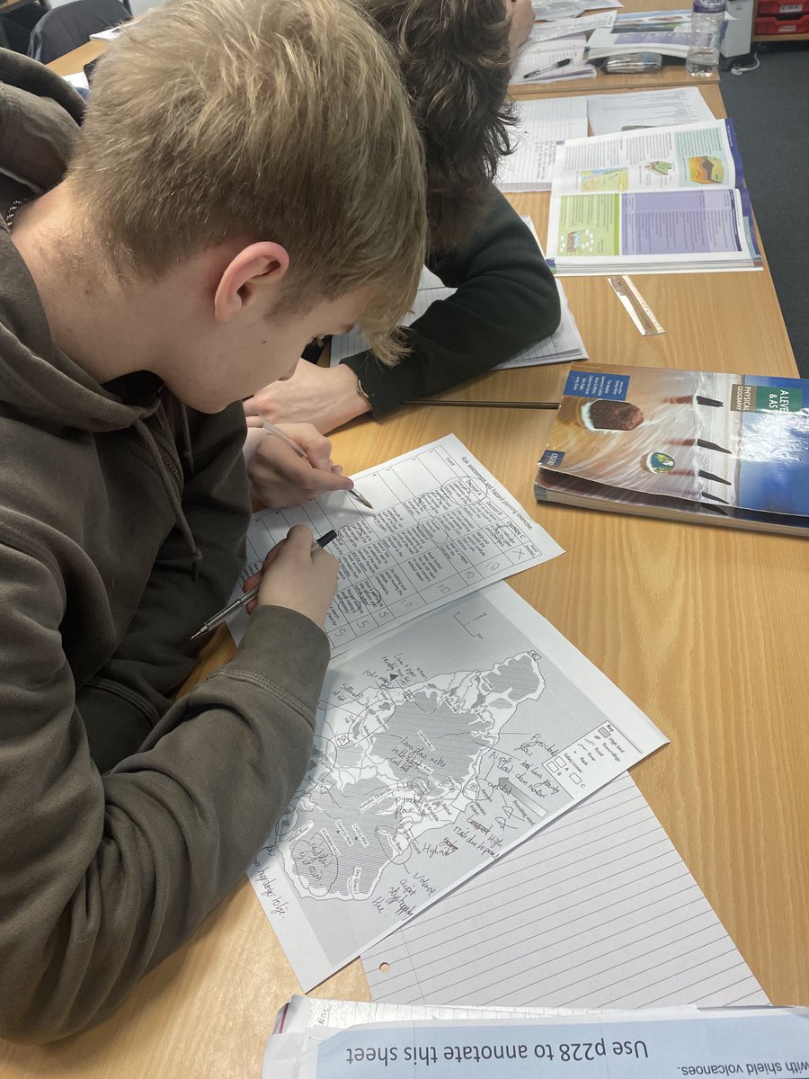 Fakenham6thForm's tweet photo. Hazard management in action ⁦@fakenhamgeog⁩ . Decision making exercise gives students real life scenarios that occurred in the Montserrat eruption. #activelearning #thinkinghard #determined 🌋🌋🌋🧠 https://t.co/EGcAgvmQ5K