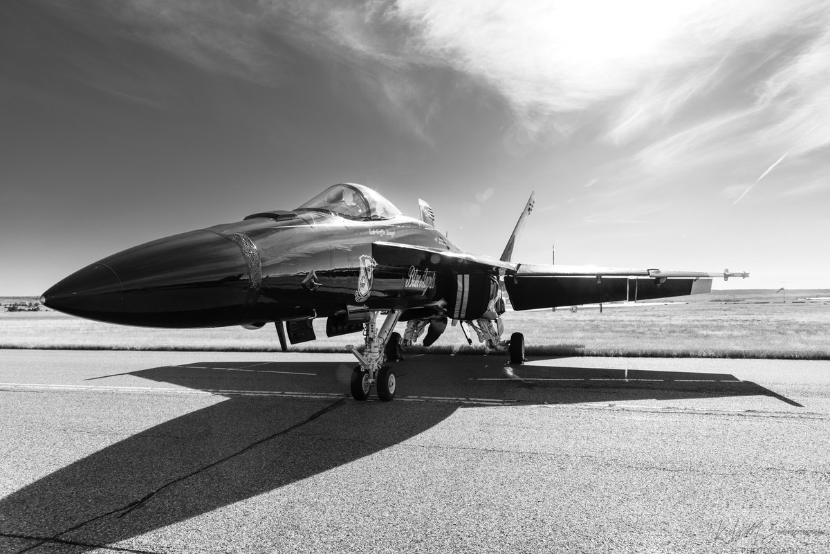 Dark Angel 🖤 Blue Angel #6 on display for Media Day.
*
#blueangels #yellowstoneinternationalairshow #bil #billings #montana #fa18 #usnavy #navyblueangel6 #aviationphotography #airpower #nikon #destinationbillingsmt #montanastrailhead #superhornet #veteranartist