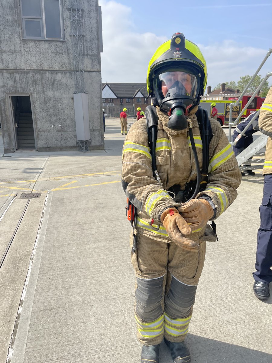 LondonFire's tweet photo. 👩‍👧‍👦 Joanne is a 49 year old mum to four boys including a five year old, and a firefighter apprentice. 👩‍🚒

Her advice - "Age is irrelevant – what matters is hard work, team work and doing your best. I get to be me - not mum, not a wife but Joanne.” 

#NationalApprenticeshipsWeek24 https://t.co/8L6OpjweOp