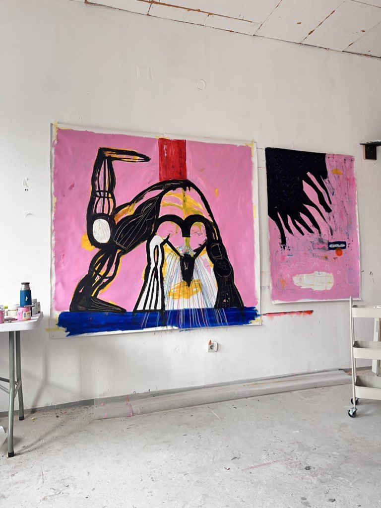 Gm everyone! ☕️🖤

Wish you great day!