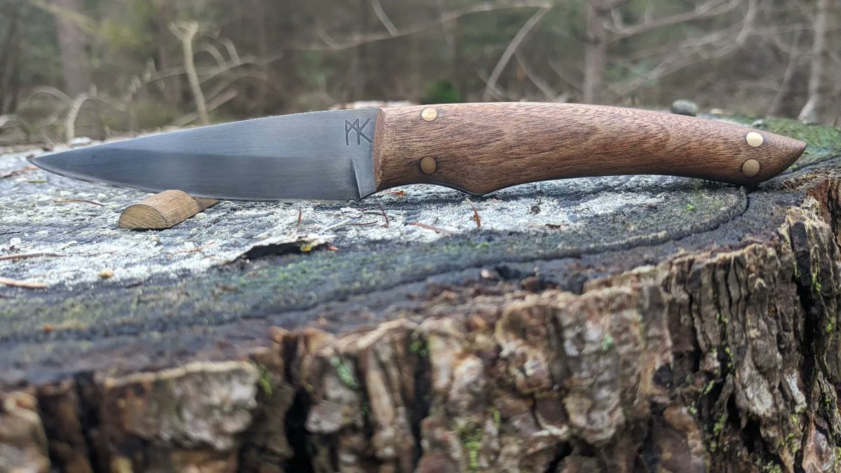 CastricumKnives's tweet photo. Handmade 20.5 cm full tang knife with american walnut handle.

€129 check the link in my profile.

O2 tool Steel.

Blade Length: 10cm

Blade Thickness: 3.3mm

Blade Height: 25mm

Handle Length: 10.5cm

Handle Thickness: 16mm

Handle Height: 20mm https://t.co/iu9mH8Izhr