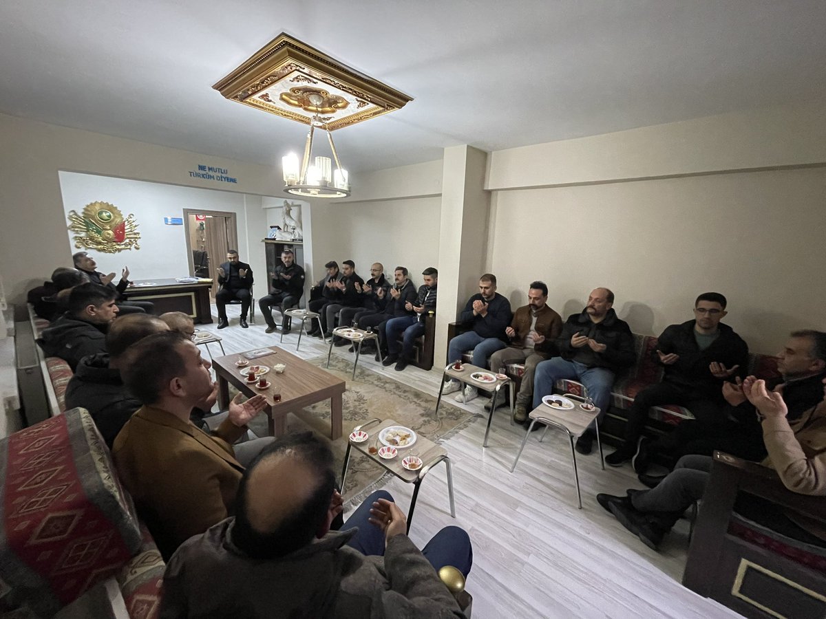 6 Şubat depreminin yıldönümünde hayatını kaybeden vatandaşlarımız için İl Ocak binamızda Kur’an tilaveti gerçekleştirdik.Ruhları şâd mekanları cennet olsun.