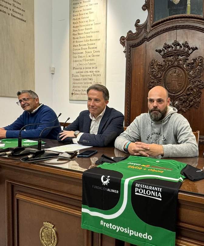 PacoMontes10's tweet photo. El nuevo #retto del @T_Retoyosipuedo será con @MiPrincesaRett . A seguir corriendo. https://t.co/dHNirlzR9o