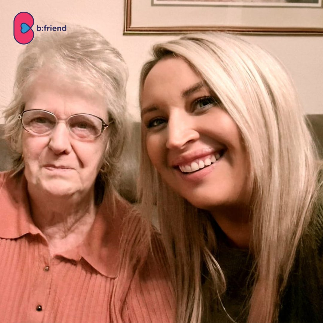 Older neighbour Hilda & befriender Cat were paired 7 months ago in the #Dearne and have become great friends🤗. 🌟Find out more about #volunteering as a befriender : bit.ly/3SL7KIn w/ @DearneAreaTeam #befriending #volunteer #Barnsley @CEOBarnsleyCVS1